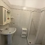 La Terrazza Di Gadia Affittacamere 3*