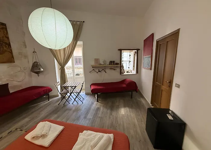 La Terrazza Di Gadia 3* Чефалу